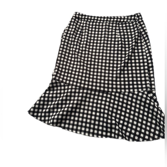 Banana Republic Black/white skirt - Picture 5 of 8